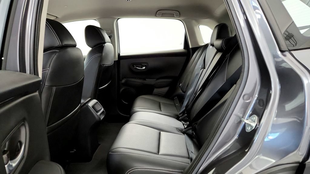 Used 2023 Honda HR-V LX image 24
