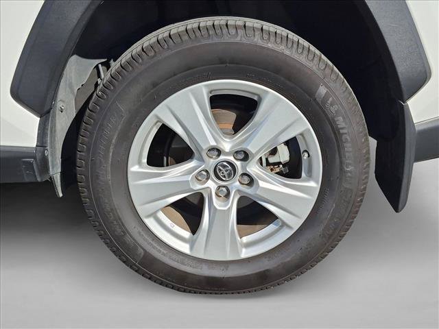 Used 2019 Toyota RAV4 XLE w/ Convenience Package AWD/4WD image 22