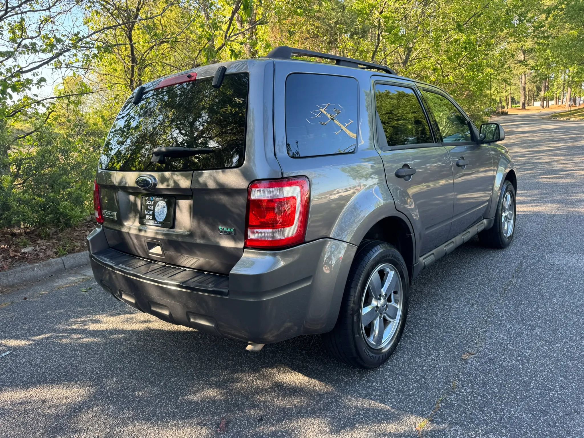 Used 2010 Ford Escape XLT FWD image 3