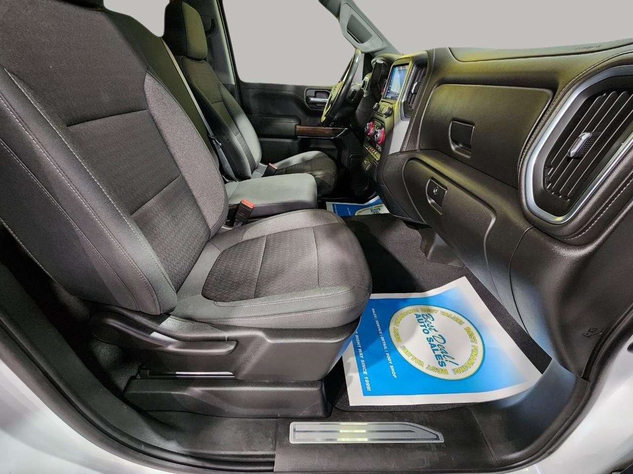 Used 2022 Chevrolet Silverado 1500 LT image 26