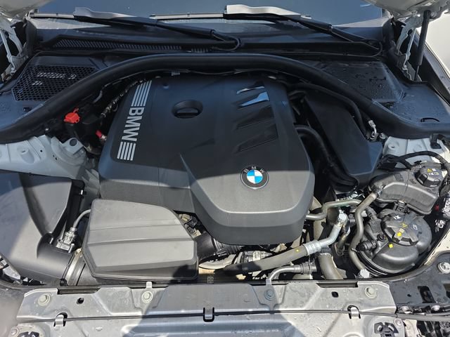 Used 2025 BMW 330i xDrive Sedan AWD/4WD image 31