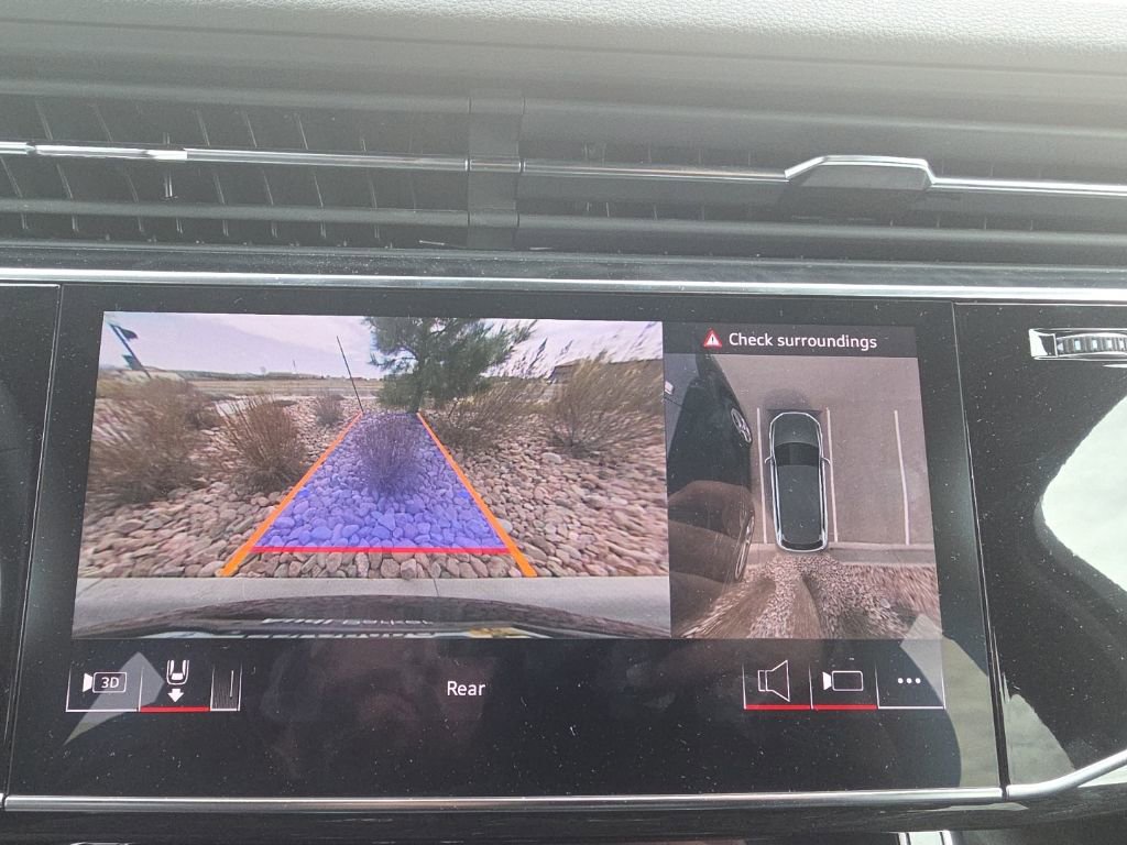 Used 2025 Audi Q7 3.0T Premium w/ Convenience Package image 8