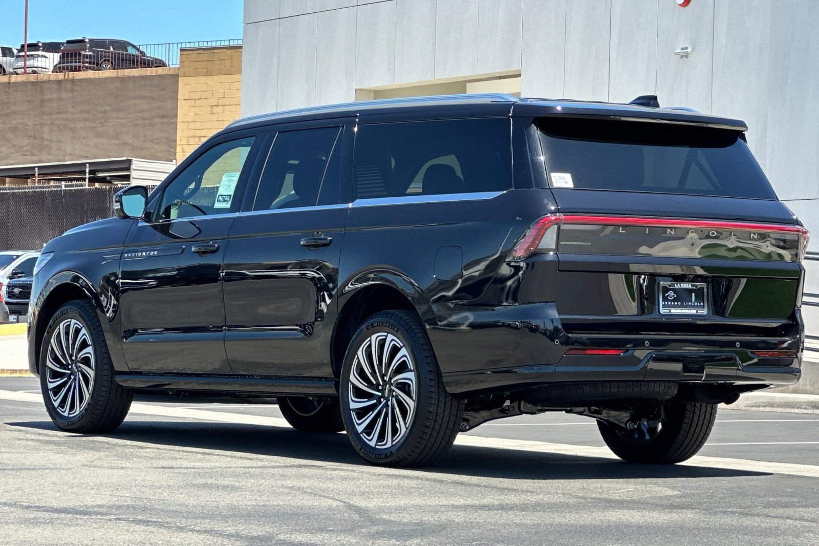 New 2026 Lincoln Navigator L Black Label AWD/4WD image 5