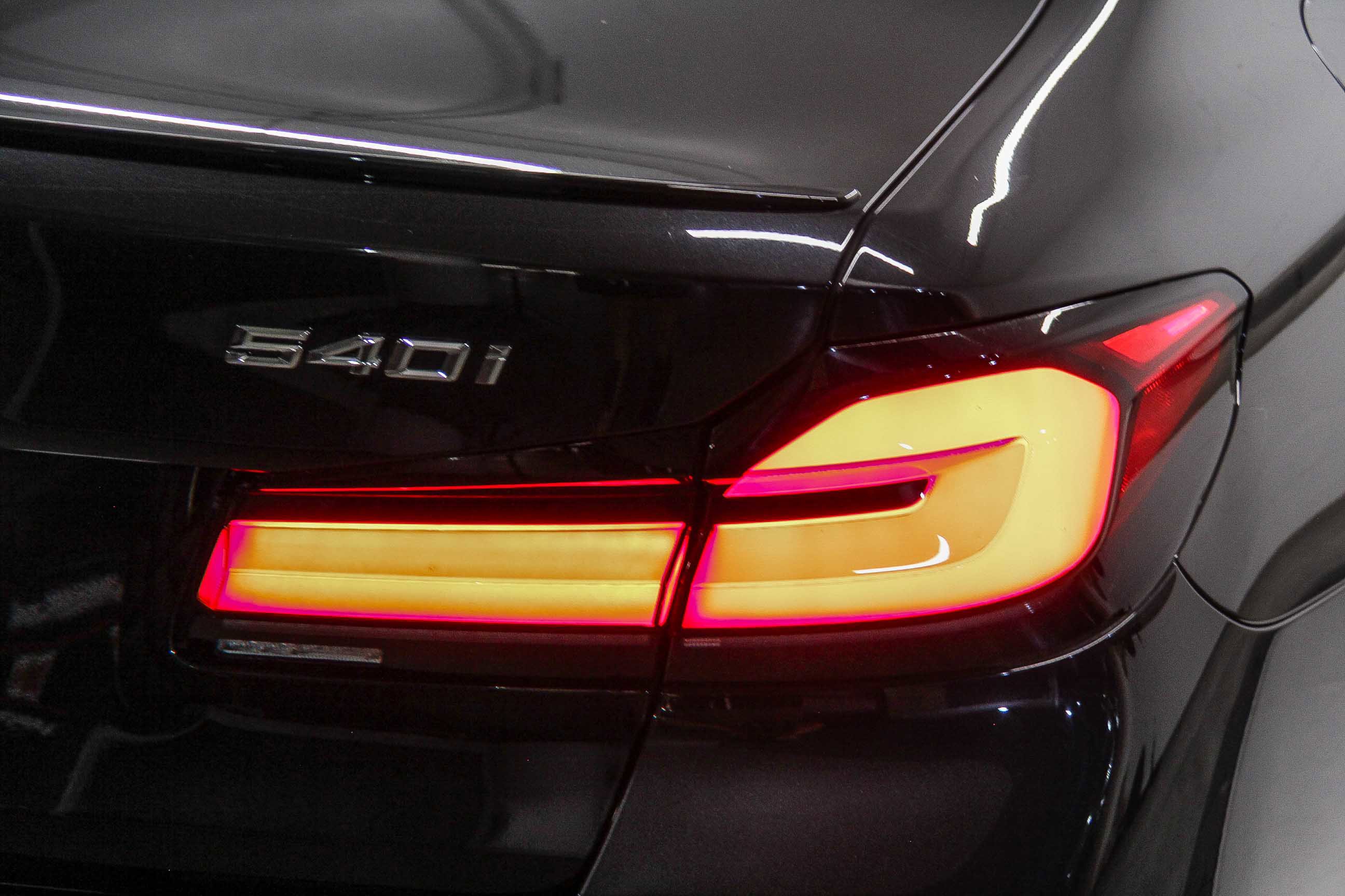 Certified 2023 BMW 540i w/ M Sport Package image 7