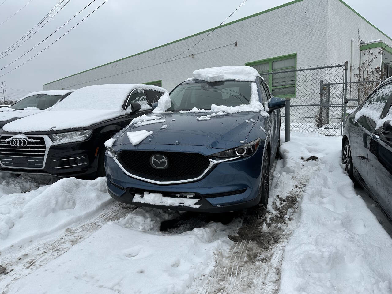 Used 2018 MAZDA CX-5 Touring w/ Preferred Equipment Package image 2