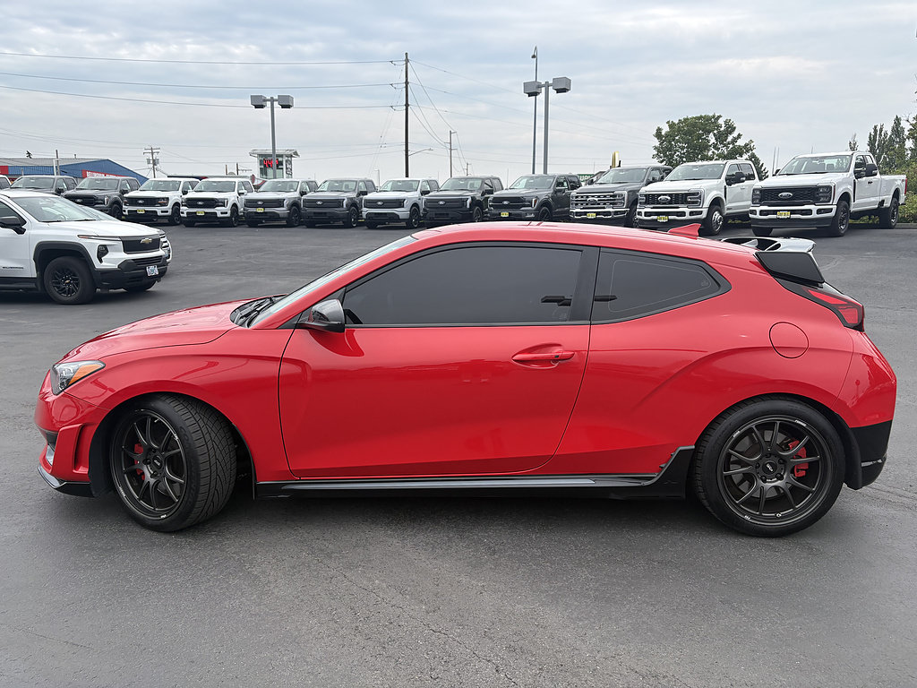 Used 2022 Hyundai Veloster N FWD image 9