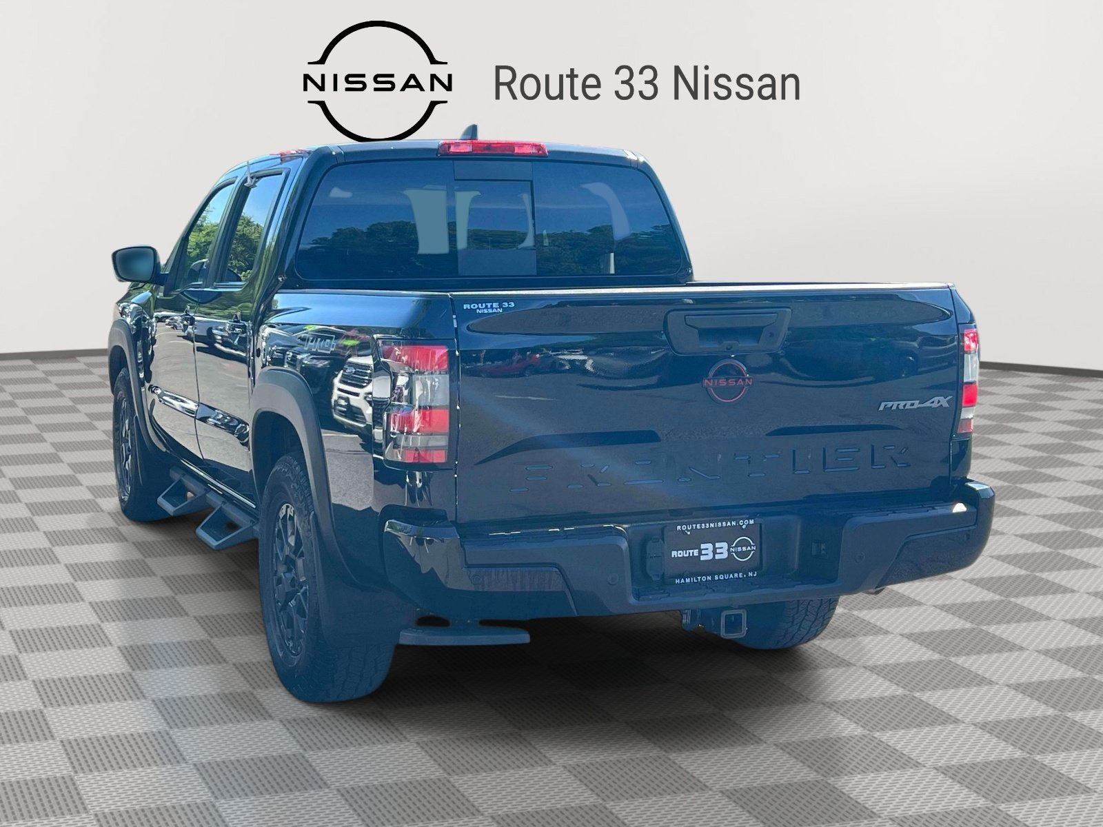 Used 2023 Nissan Frontier PRO-4X w/ Pro-4X Premium Package AWD/4WD image 3