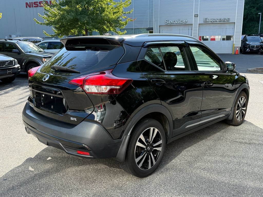 Used 2019 Nissan Kicks SR FWD image 6