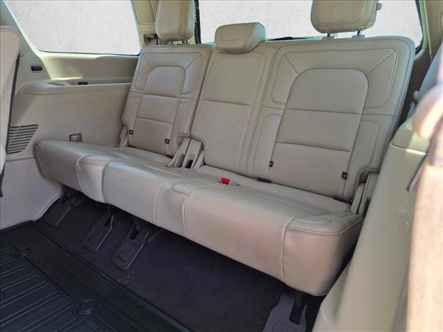 Used 2019 Lincoln Navigator Reserve w/ Cargo Package AWD/4WD image 22