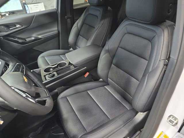 New 2026 Chevrolet Equinox LT w/ Convenience Package II image 16