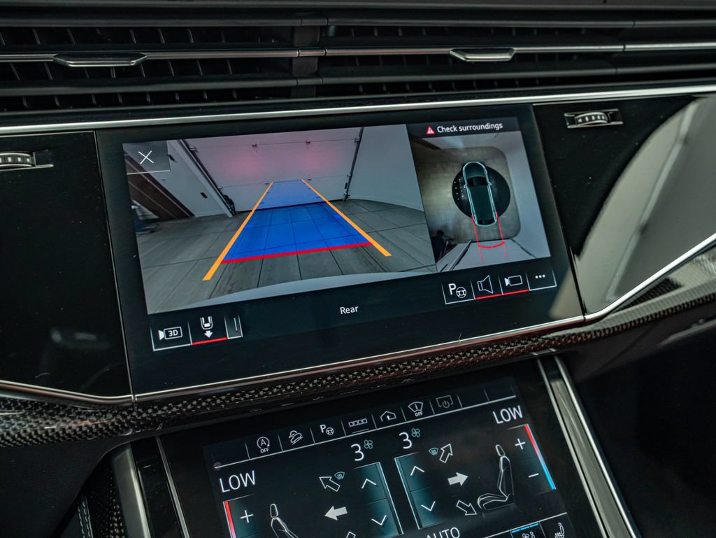 Used 2023 Audi SQ8 Prestige AWD/4WD image 32