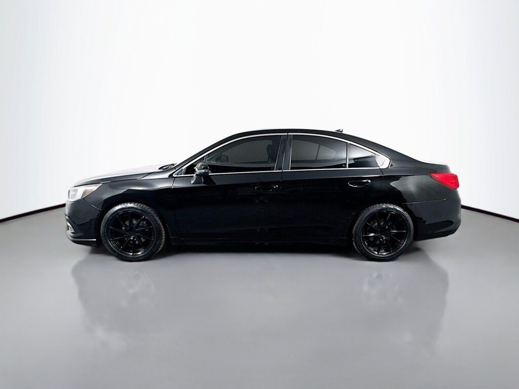 Used 2019 Subaru Legacy 2.5i Limited AWD/4WD image 2