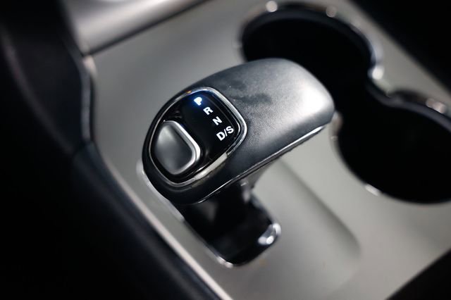 Used 2014 Jeep Grand Cherokee Overland w/ Advanced Technology Group image 38