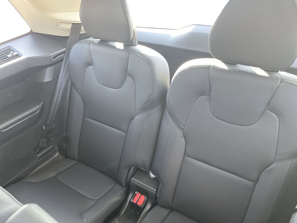Used 2025 Volvo XC90 B6 Plus image 39