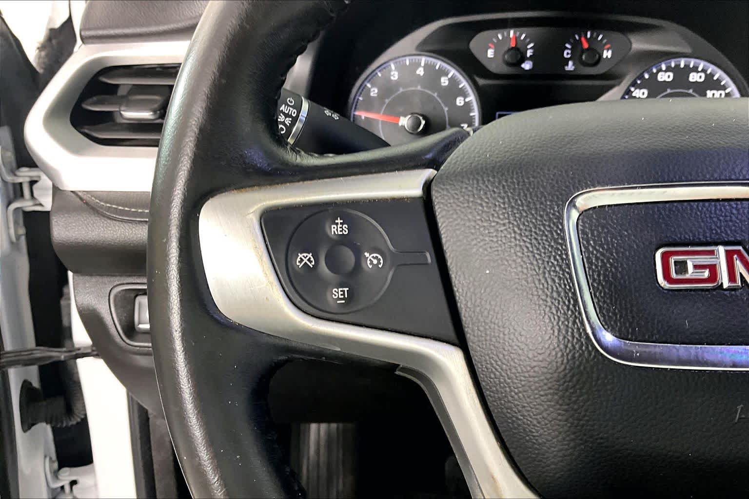 Used 2019 GMC Acadia SLE FWD image 23