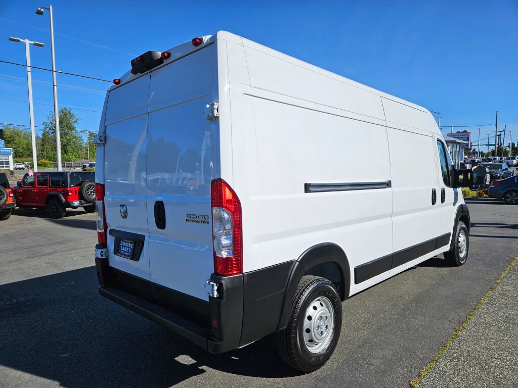 Used 2023 RAM ProMaster 2500 FWD image 5