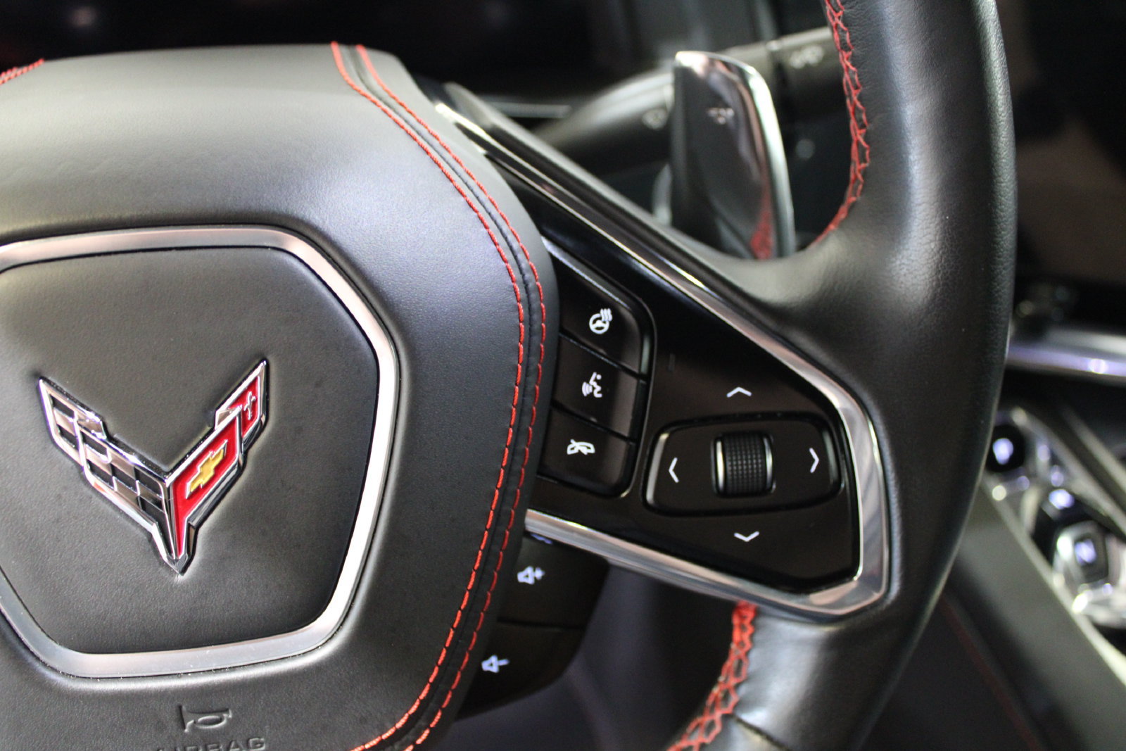 Used 2020 Chevrolet Corvette Stingray Premium Cpe w/ 3LT Preferred Equipment Group RWD image 28