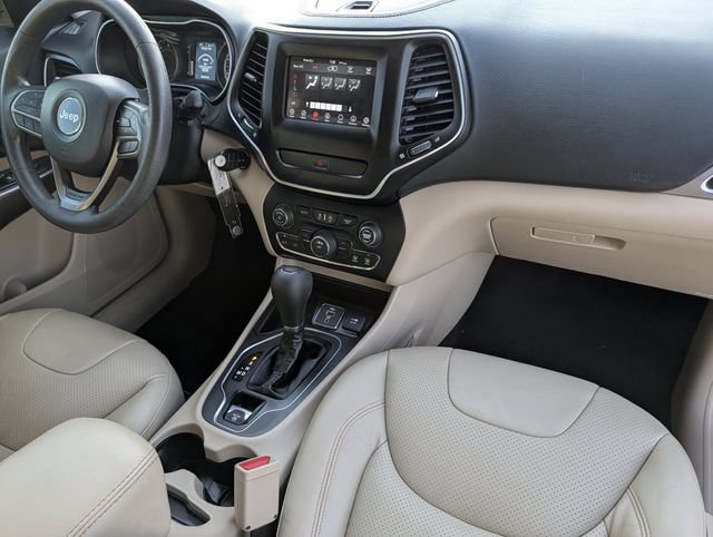 Used 2019 Jeep Cherokee Latitude w/ Popular Appearance Group FWD image 31