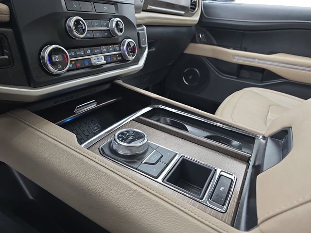 Used 2024 Ford Expedition Max Limited image 39