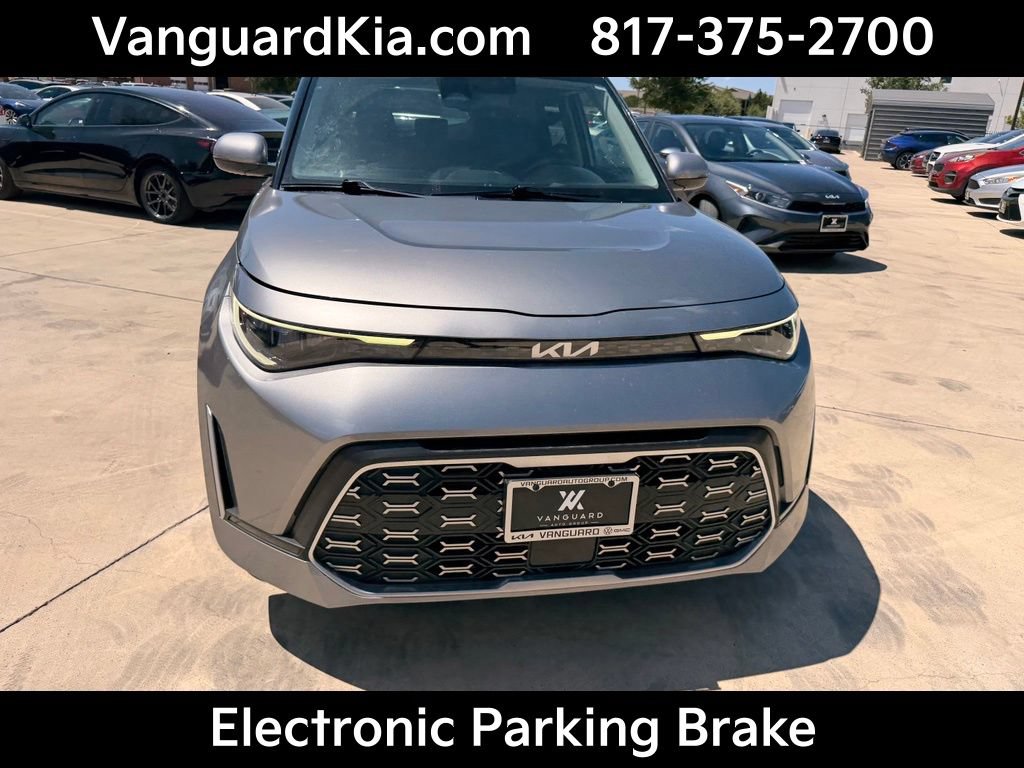 Used 2025 Kia Soul GT-Line w/ GT-Line Technology Package FWD image 7