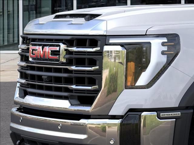 New 2026 GMC Sierra 2500 SLE image 13