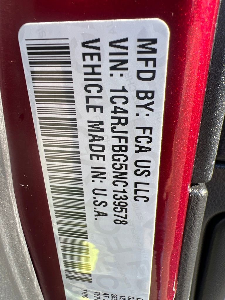 Used 2022 Jeep Grand Cherokee Limited image 26