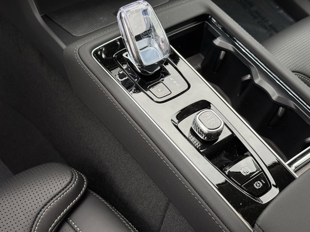 New 2026 Volvo XC90 B6 Ultra image 24