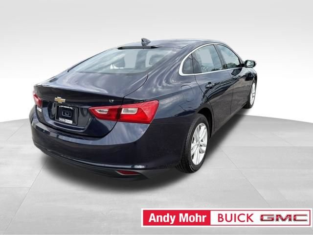 Used 2017 Chevrolet Malibu LT FWD image 11
