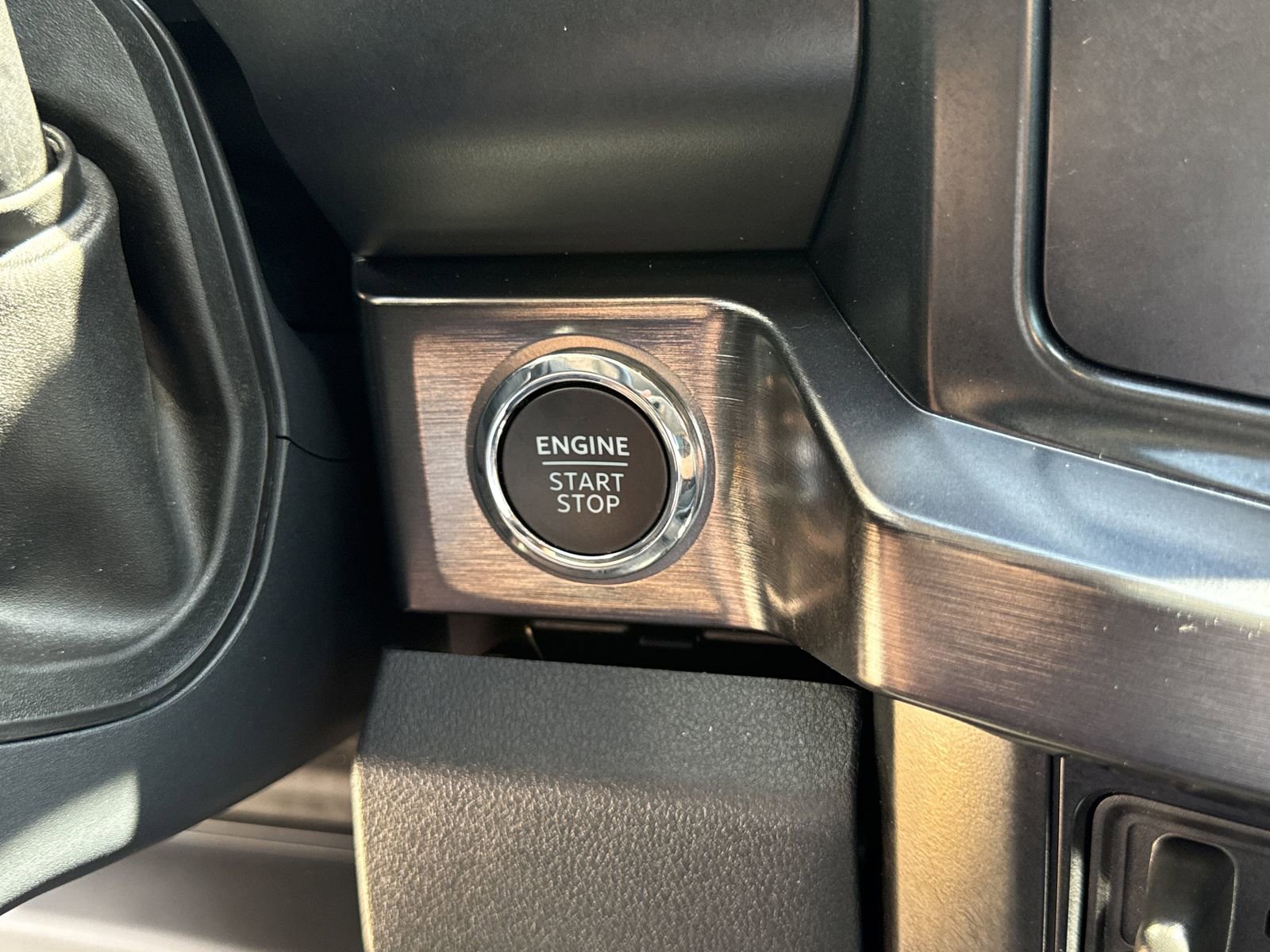 Used 2026 Ford F350 Lariat AWD/4WD image 35