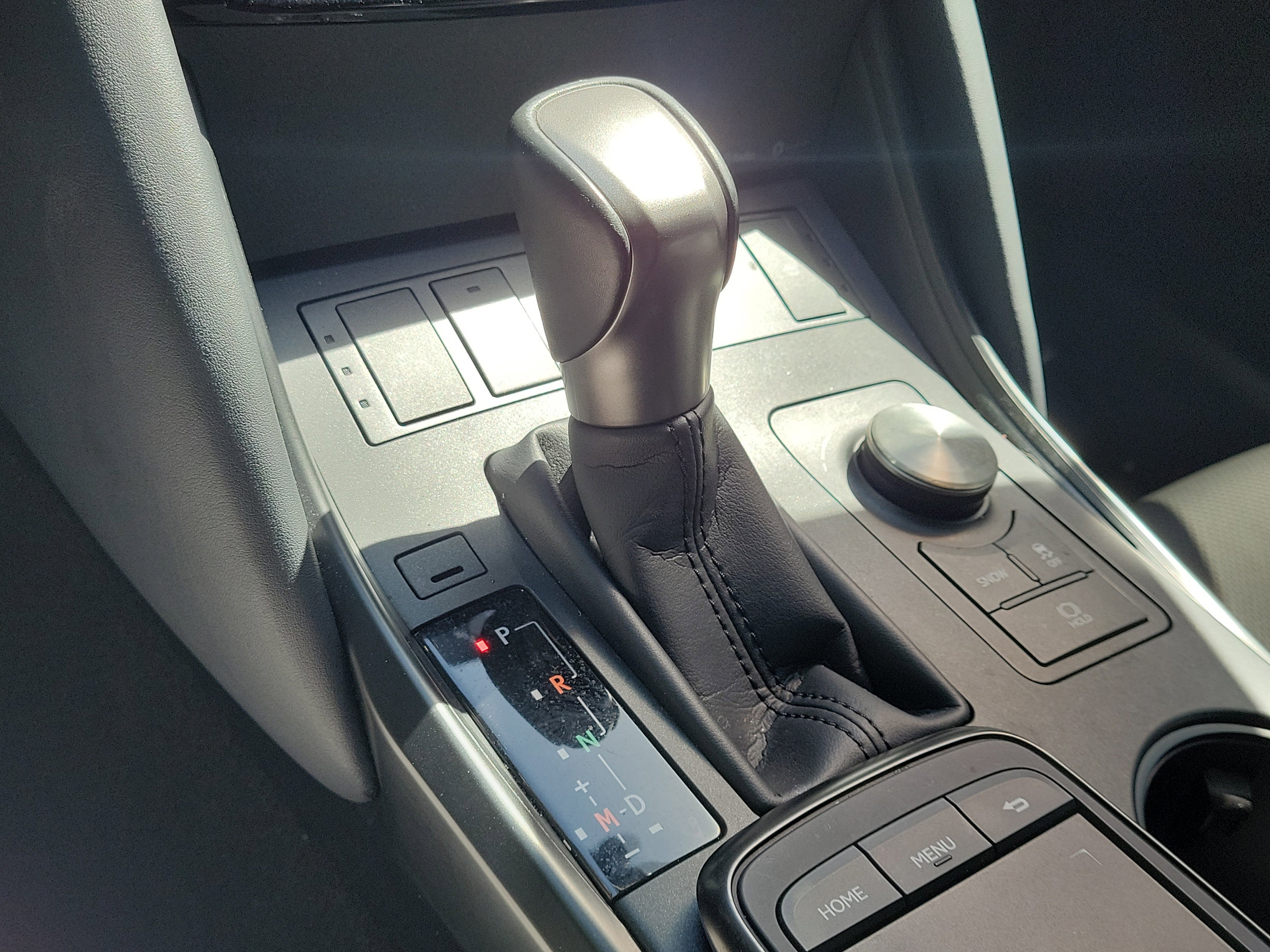 Certified 2025 Lexus IS 350 F Sport image 30