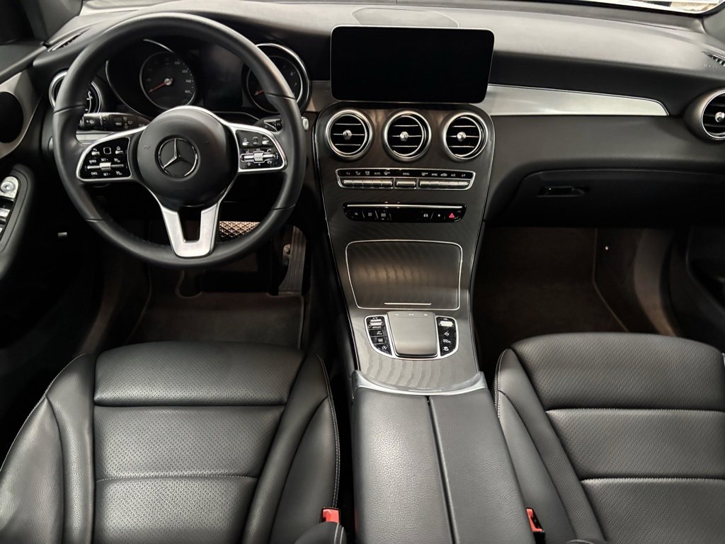 Used 2022 Mercedes-Benz GLC 300 image 11