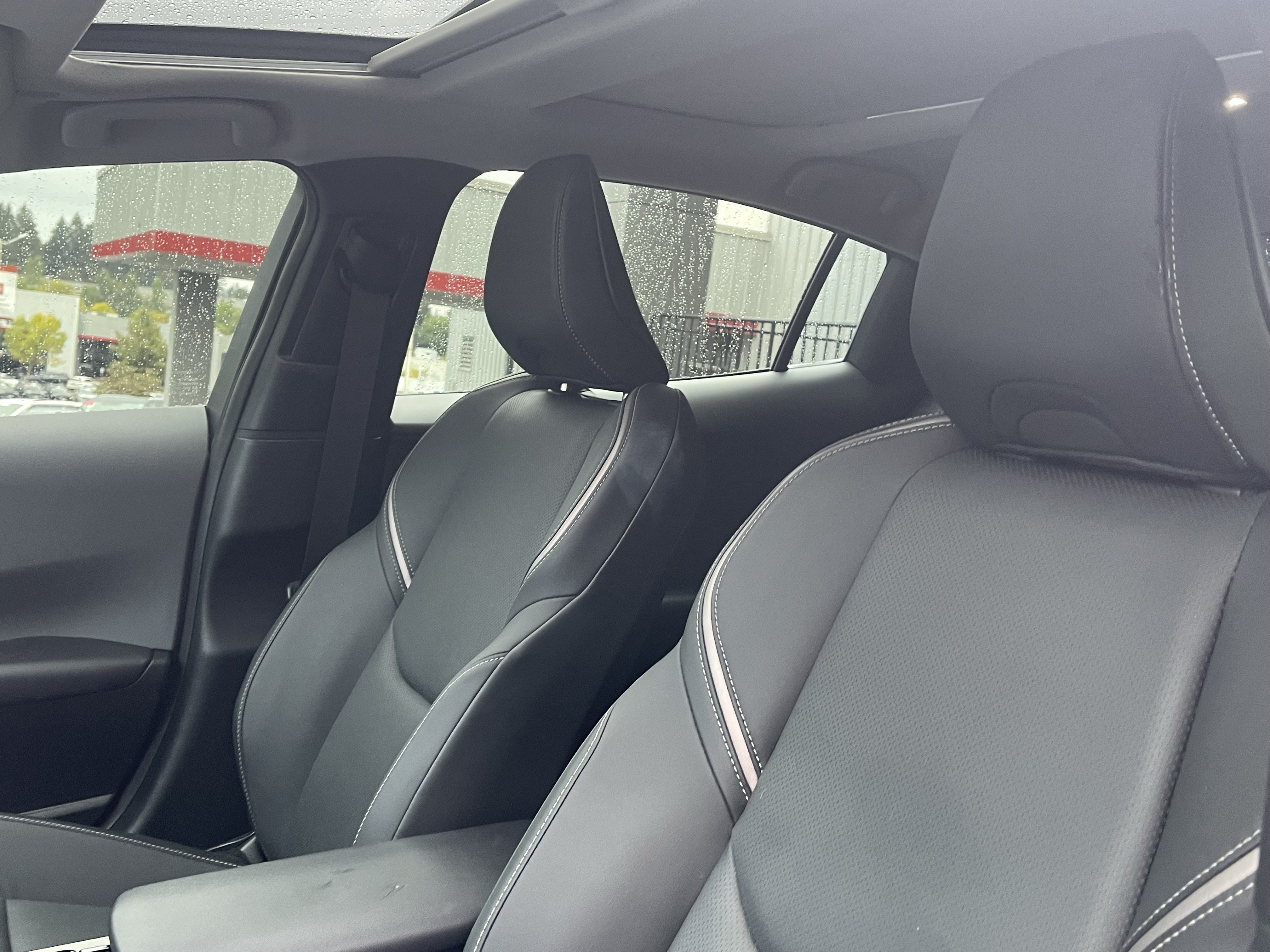 Certified 2024 Toyota Prius XLE FWD image 20