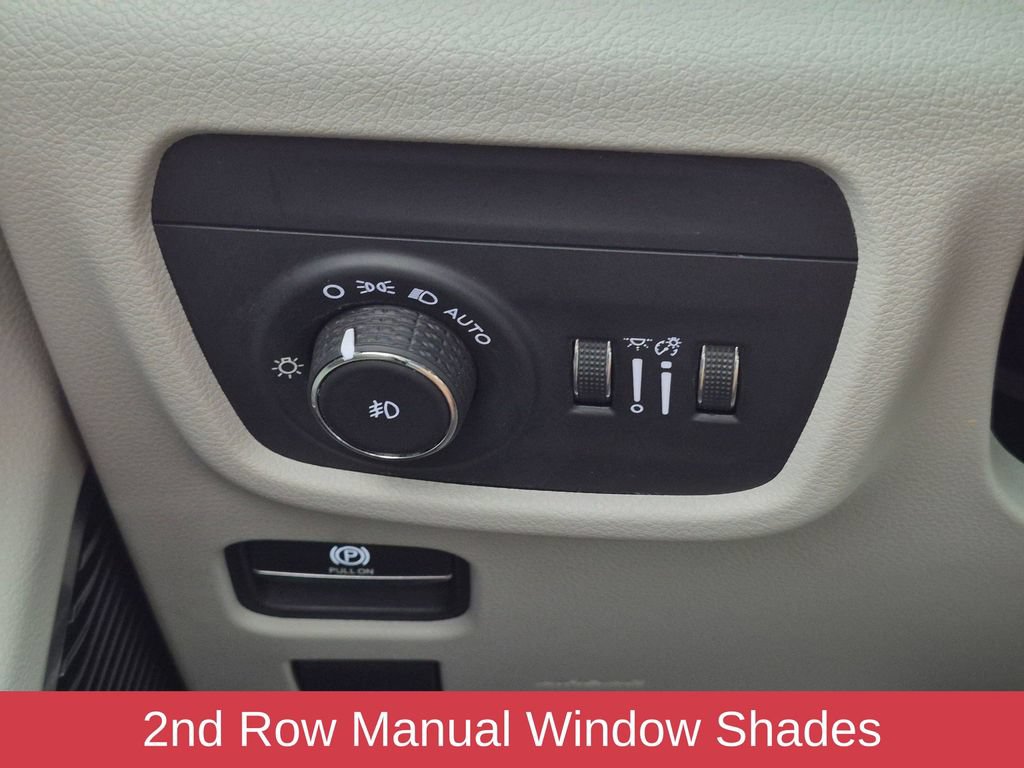 Certified 2021 Jeep Grand Cherokee L Overland w/ Luxury Tech Group IV AWD/4WD image 16