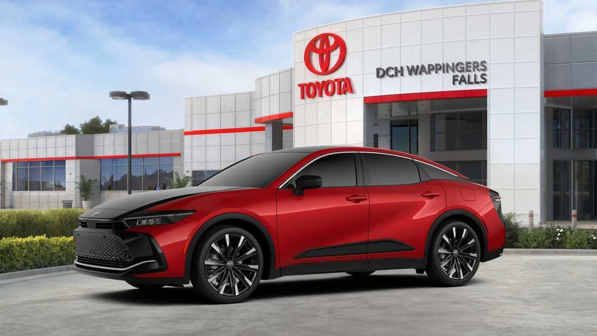 New 2026 Toyota Crown Platinum AWD/4WD image 25