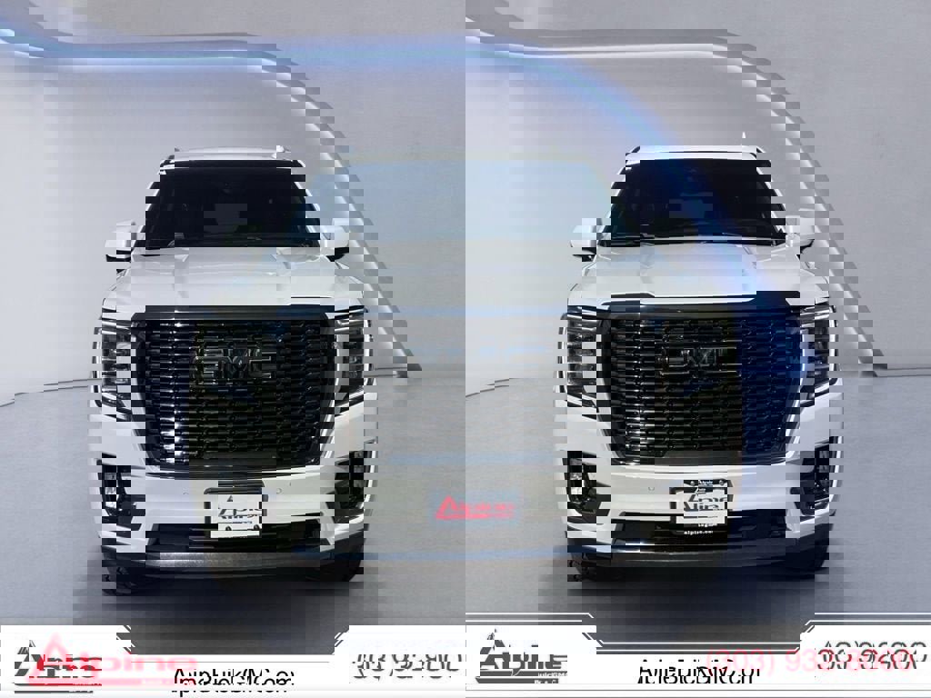 Used 2023 GMC Yukon Denali Ultimate image 8