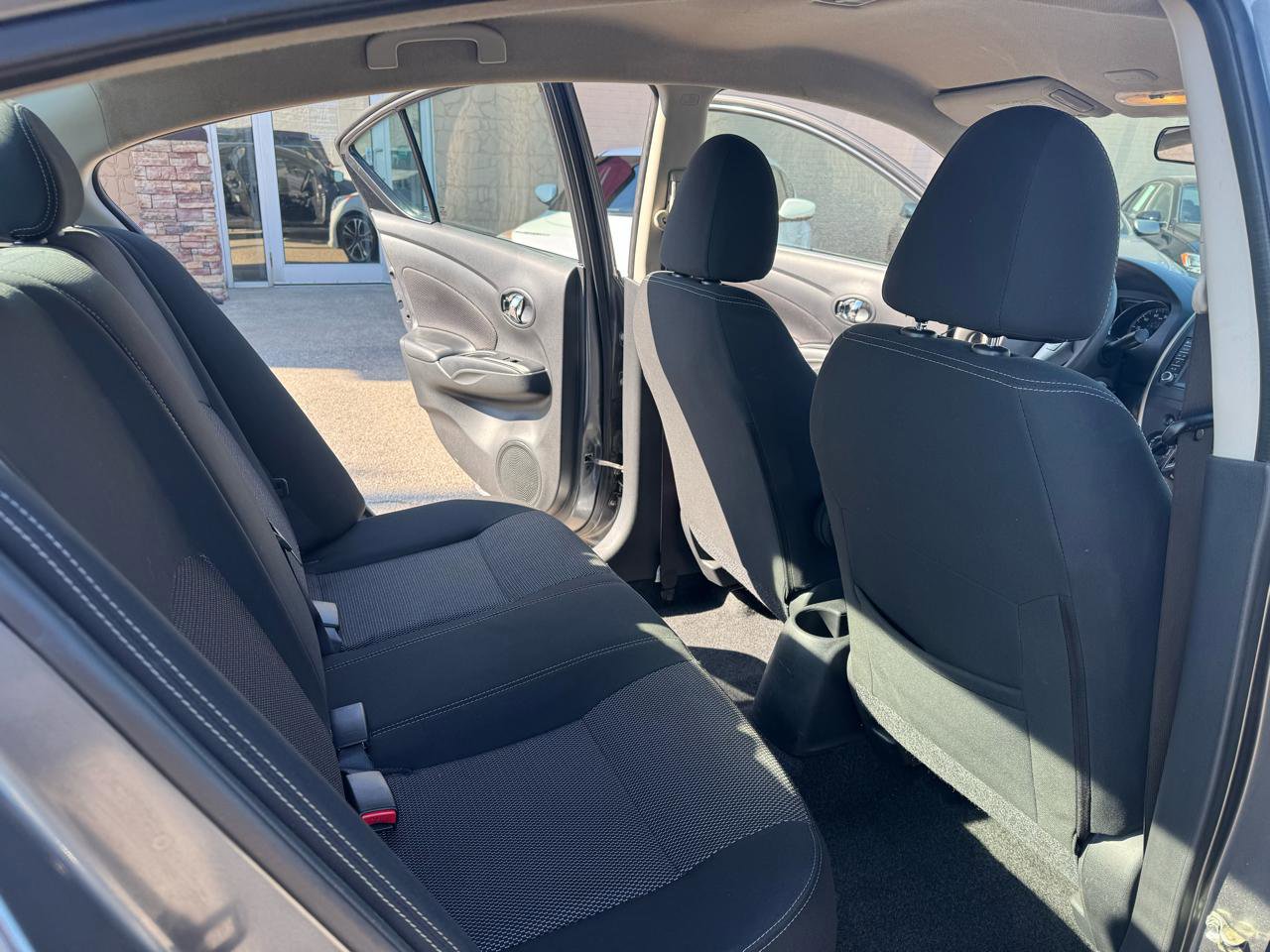 Used 2018 Nissan Versa SV image 22