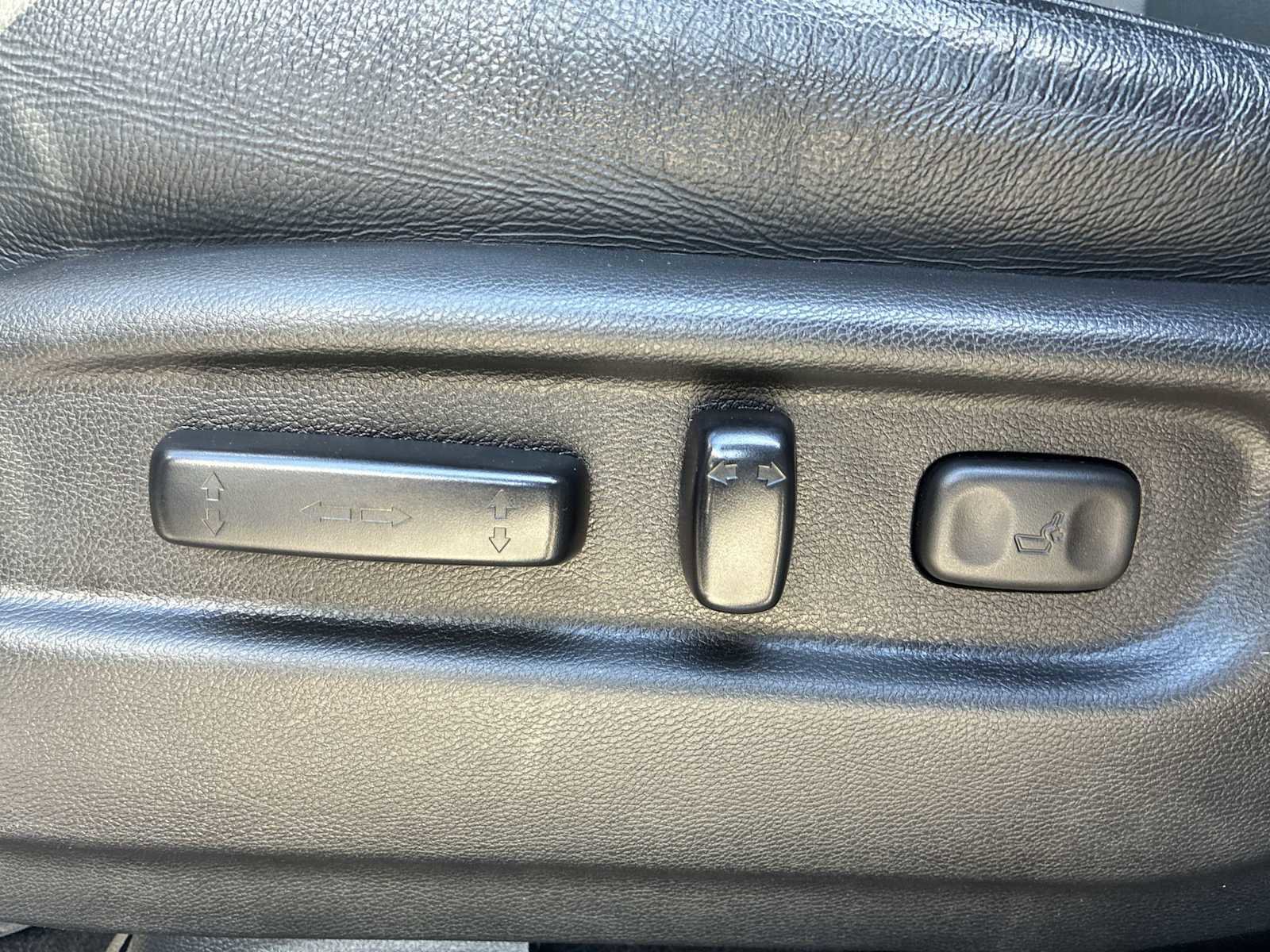 Used 2021 Honda Pilot Touring image 14