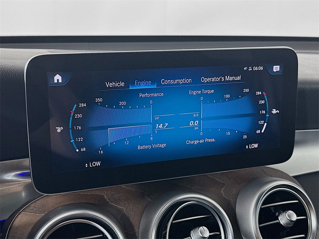 Used 2021 Mercedes-Benz GLC 300 4MATIC w/ Premium Package image 19