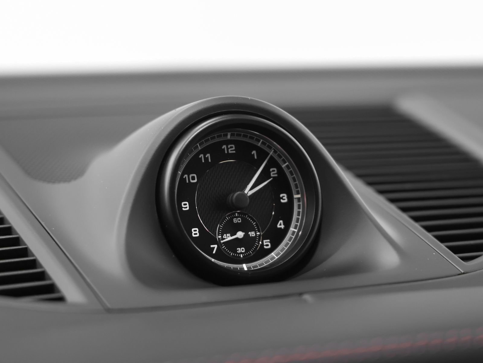 New 2026 Porsche Macan image 40