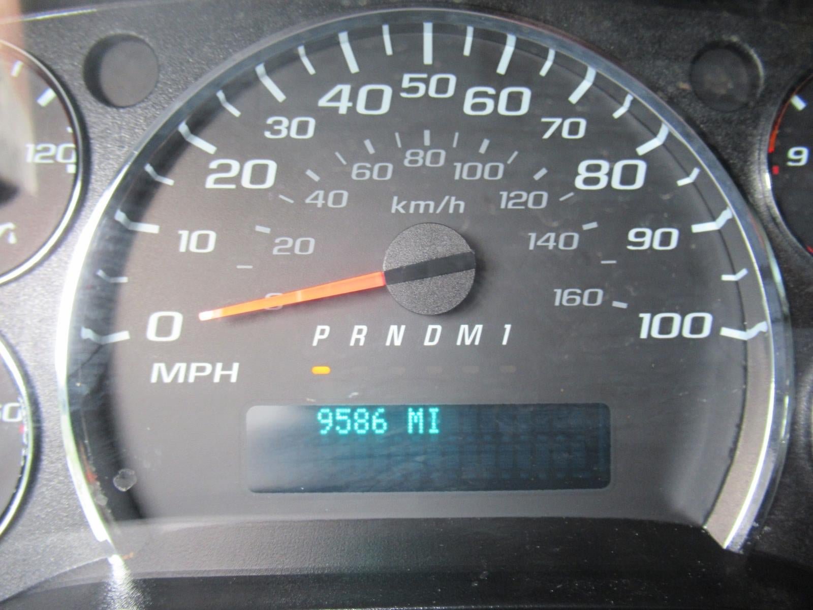 Used 2025 GMC Savana 2500 w/ Driver Convenience Package RWD image 26