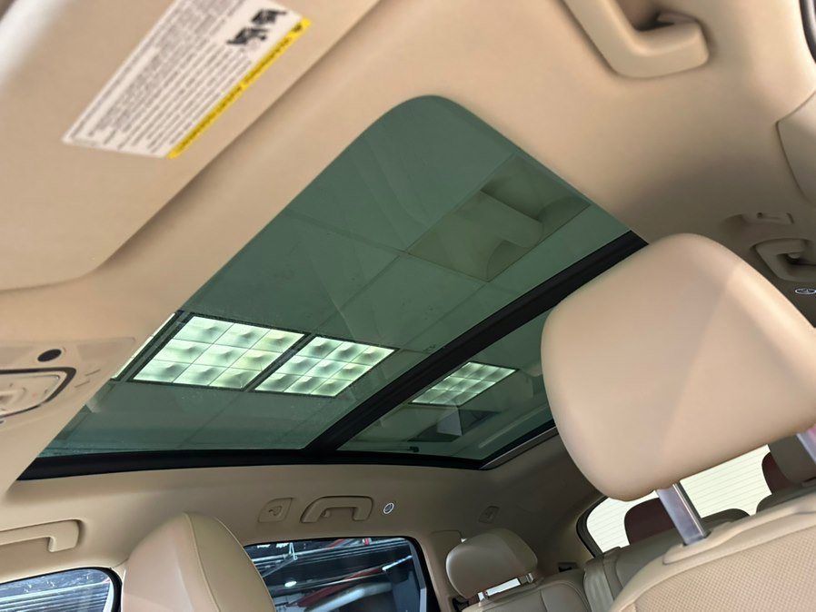 Used 2018 Audi Q7 3.0T Prestige w/ Prestige Package image 17