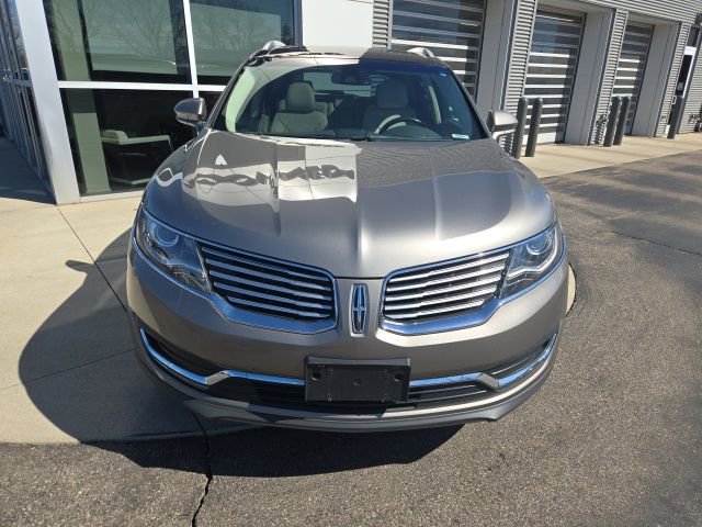Used 2017 Lincoln MKX Reserve w/ Lincoln MKX Climate Package image 10