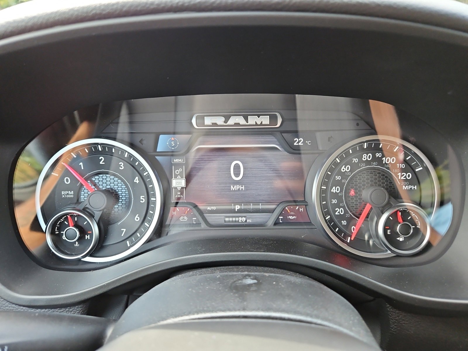 New 2025 RAM 1500 4x4 Crew Cab image 24