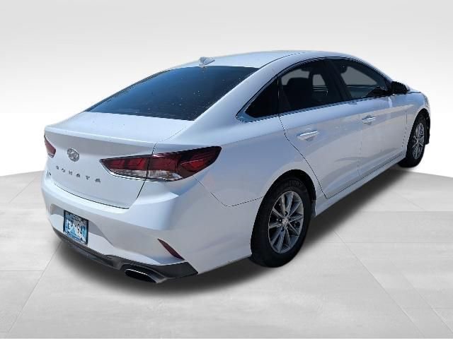 Used 2019 Hyundai Sonata SE image 2