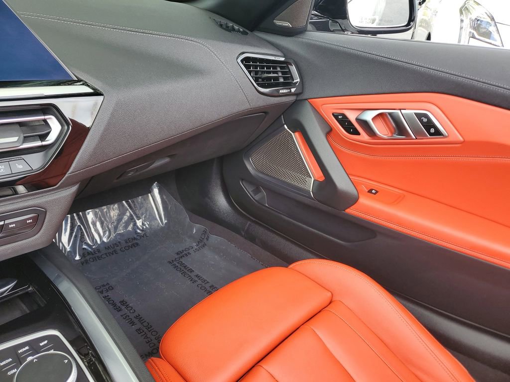 Used 2022 BMW Z4 sDrive30i w/ Premium Package 2 image 25