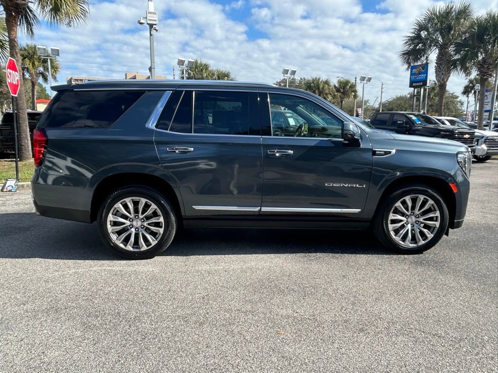 Used 2021 GMC Yukon Denali w/ Denali Premium Package image 8