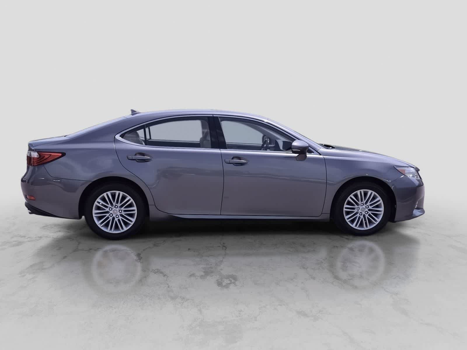 Used 2013 Lexus ES 350 w/ Luxury Pkg FWD image 9