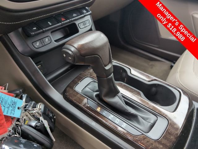 Used 2016 GMC Canyon SLT w/ Driver Alert Package image 24