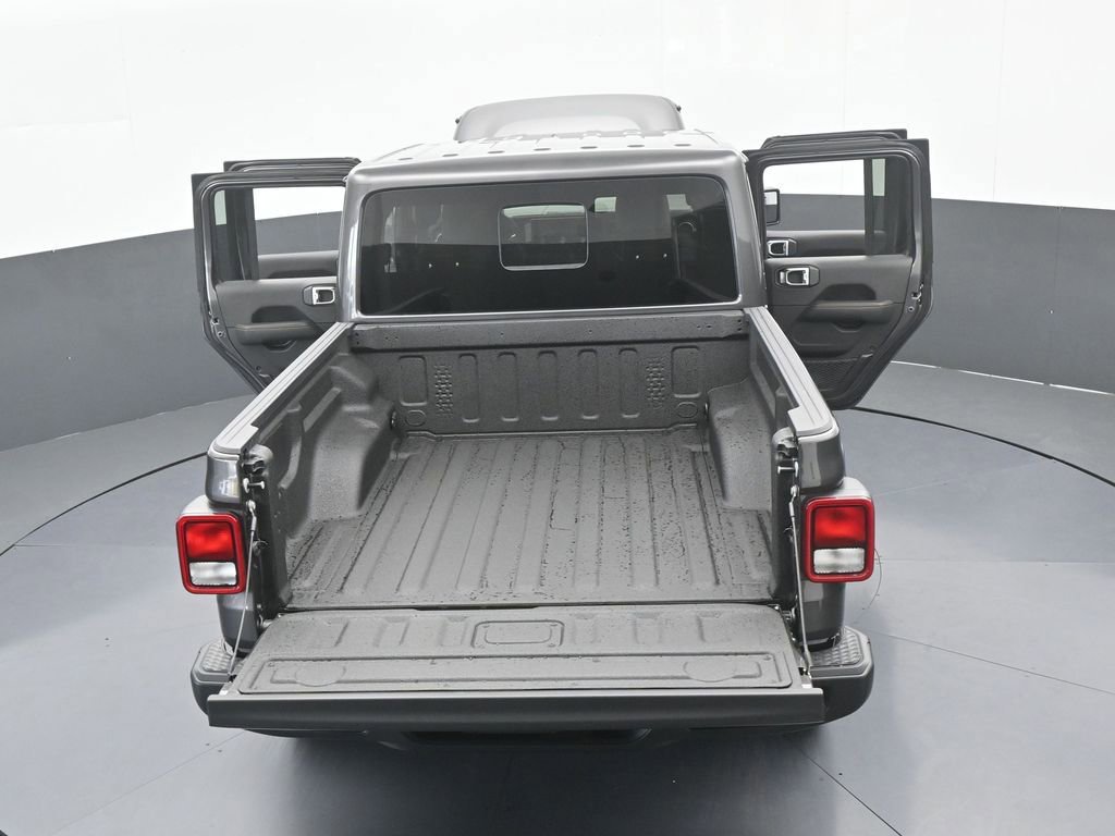 New 2026 Jeep Gladiator Sahara image 62