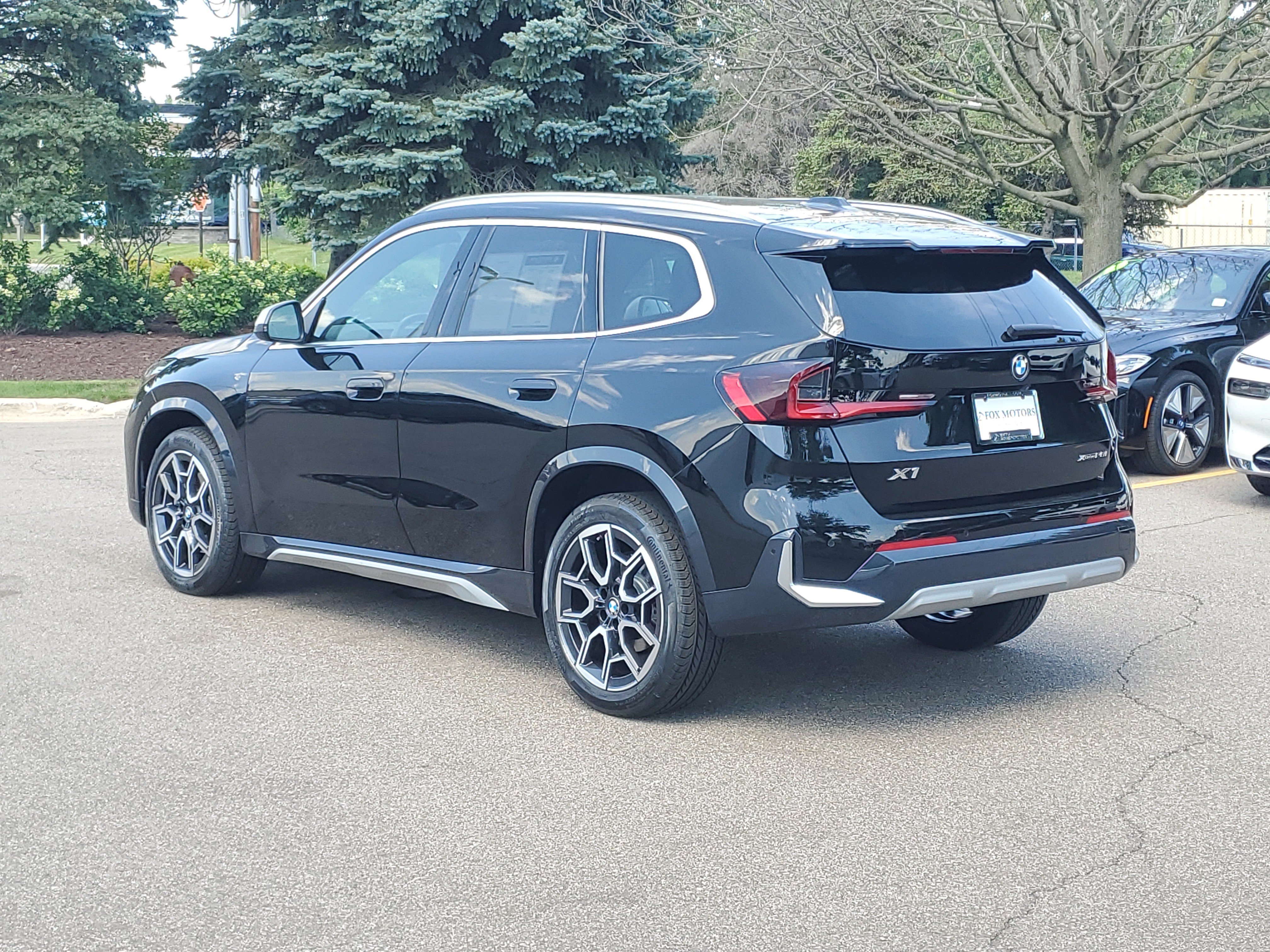 Used 2023 BMW X1 xDrive28i w/ Convenience Package AWD/4WD image 5